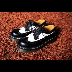 Dr. Martens Bex Smooth Leather Brogue US Size 6